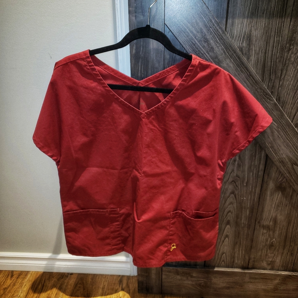 Jaanuu scrub top medium